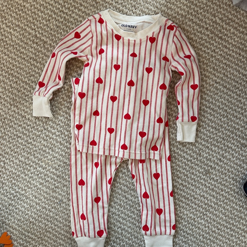Old Navy Cream and Red Heart Stripe Kids Pajama Set